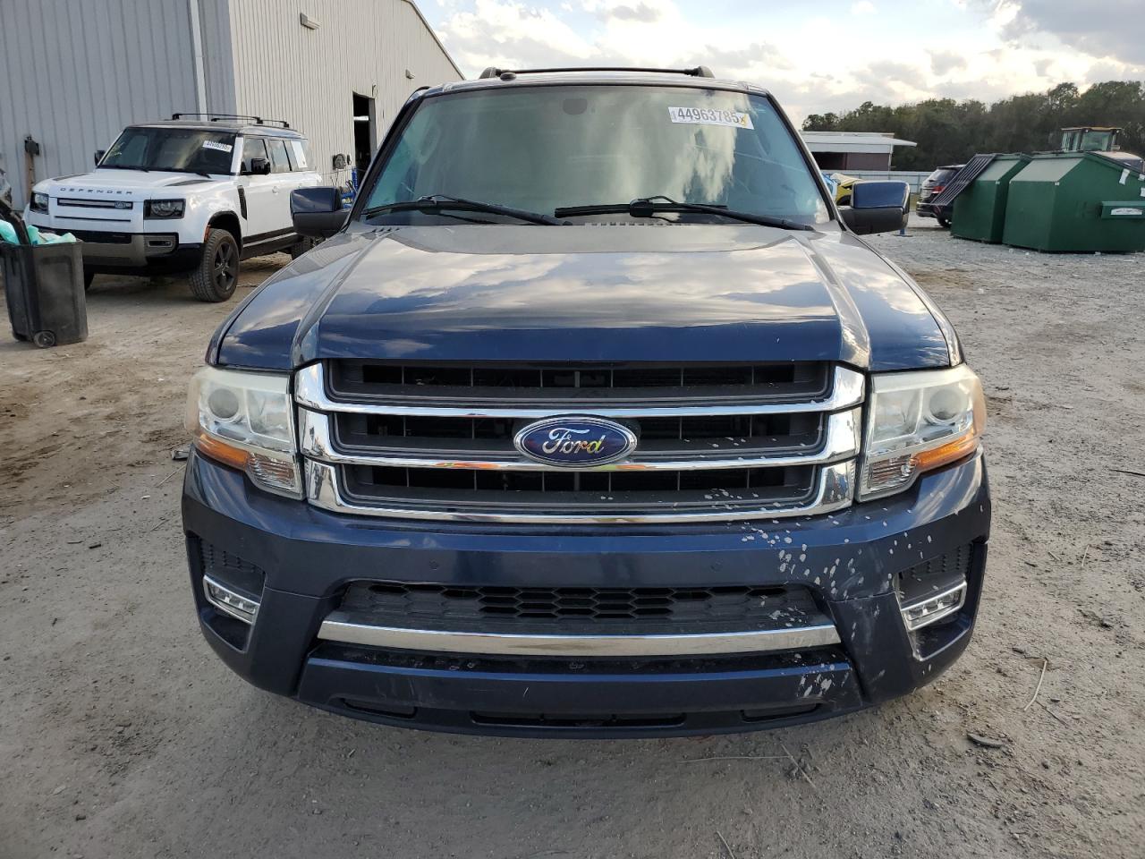 2017 Ford Expedition - Image 5
