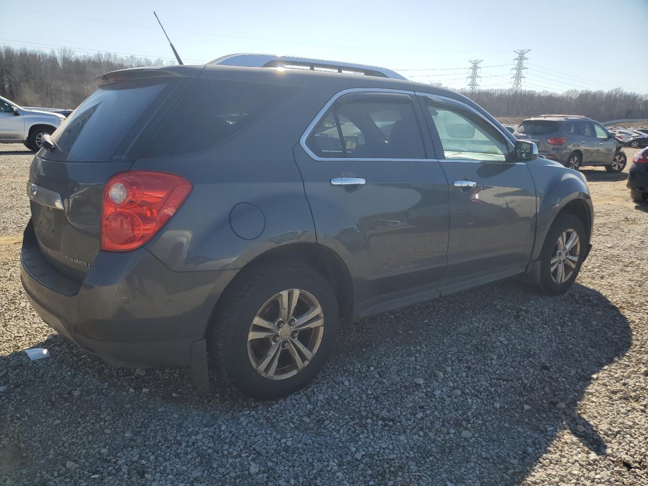2011 Chevrolet Equinox - Image 3