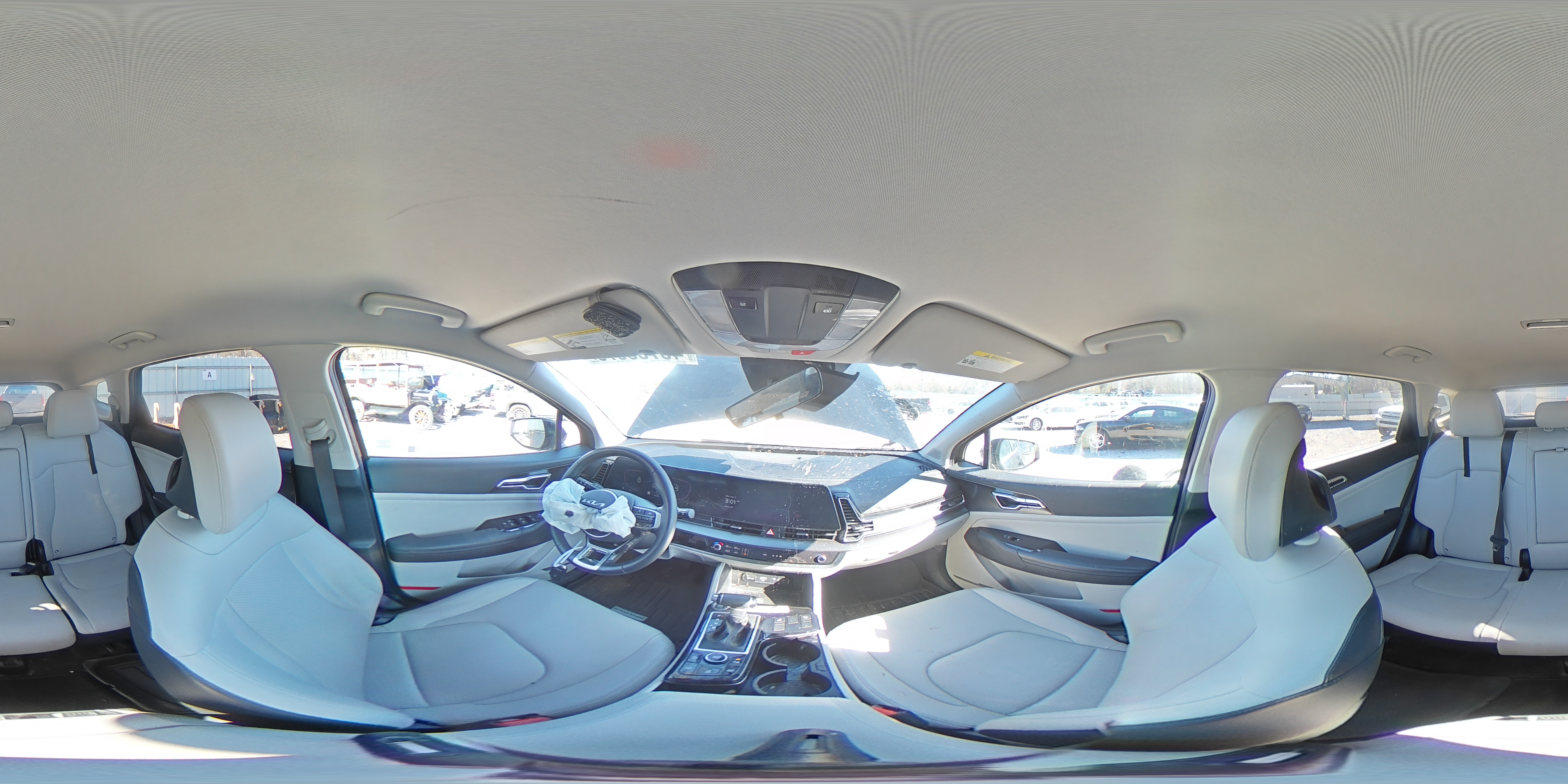 2023 Kia Sportage - Image 14