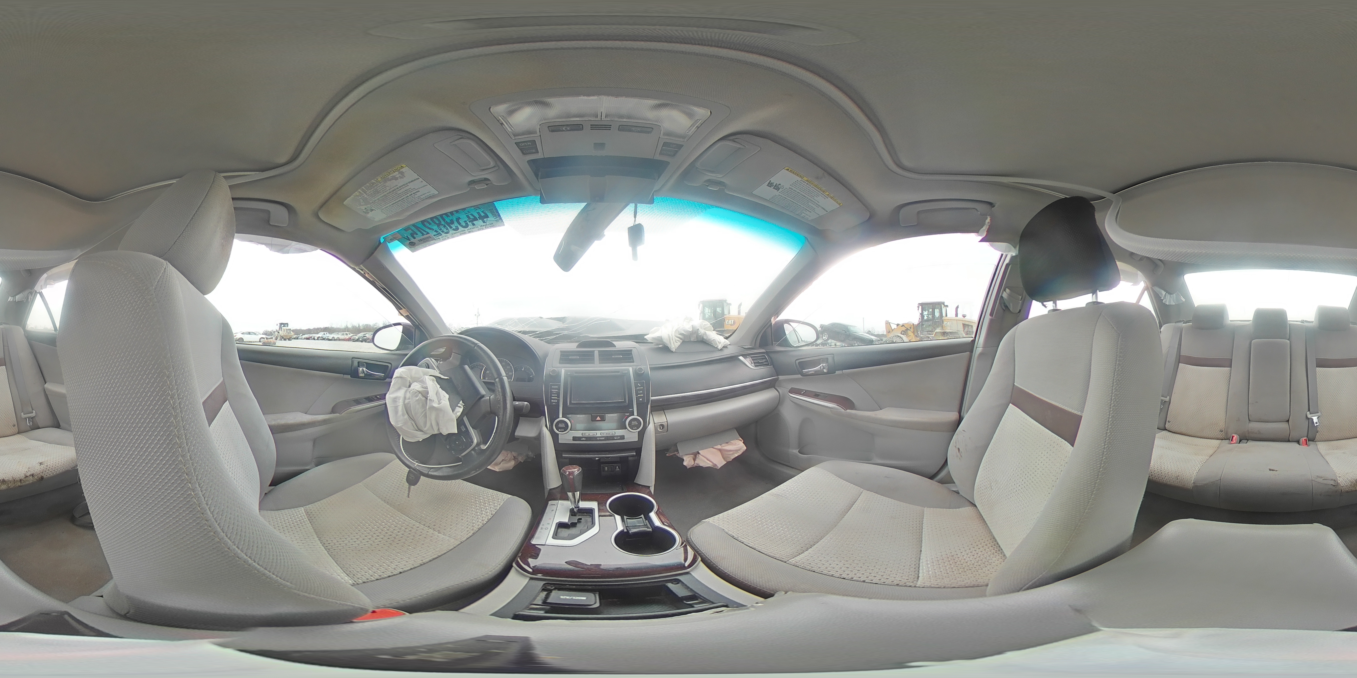 2012 Toyota Camry - Image 12
