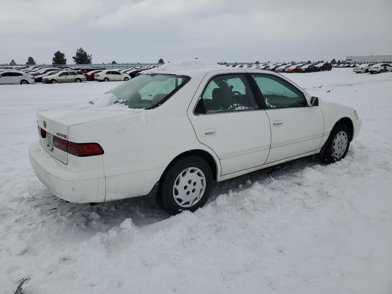 1999 Toyota Camry - Image 3