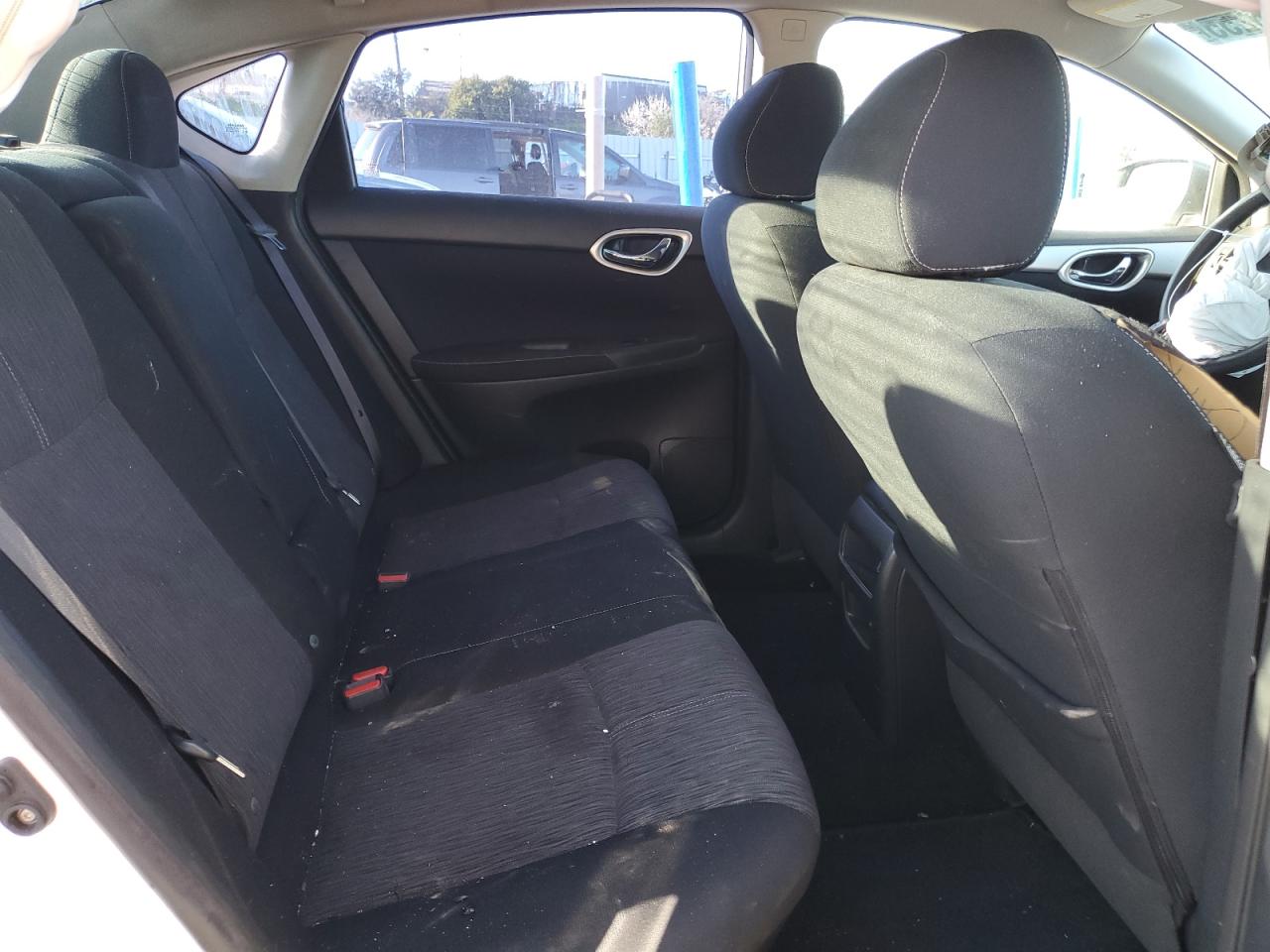 2014 Nissan Sentra - Image 11