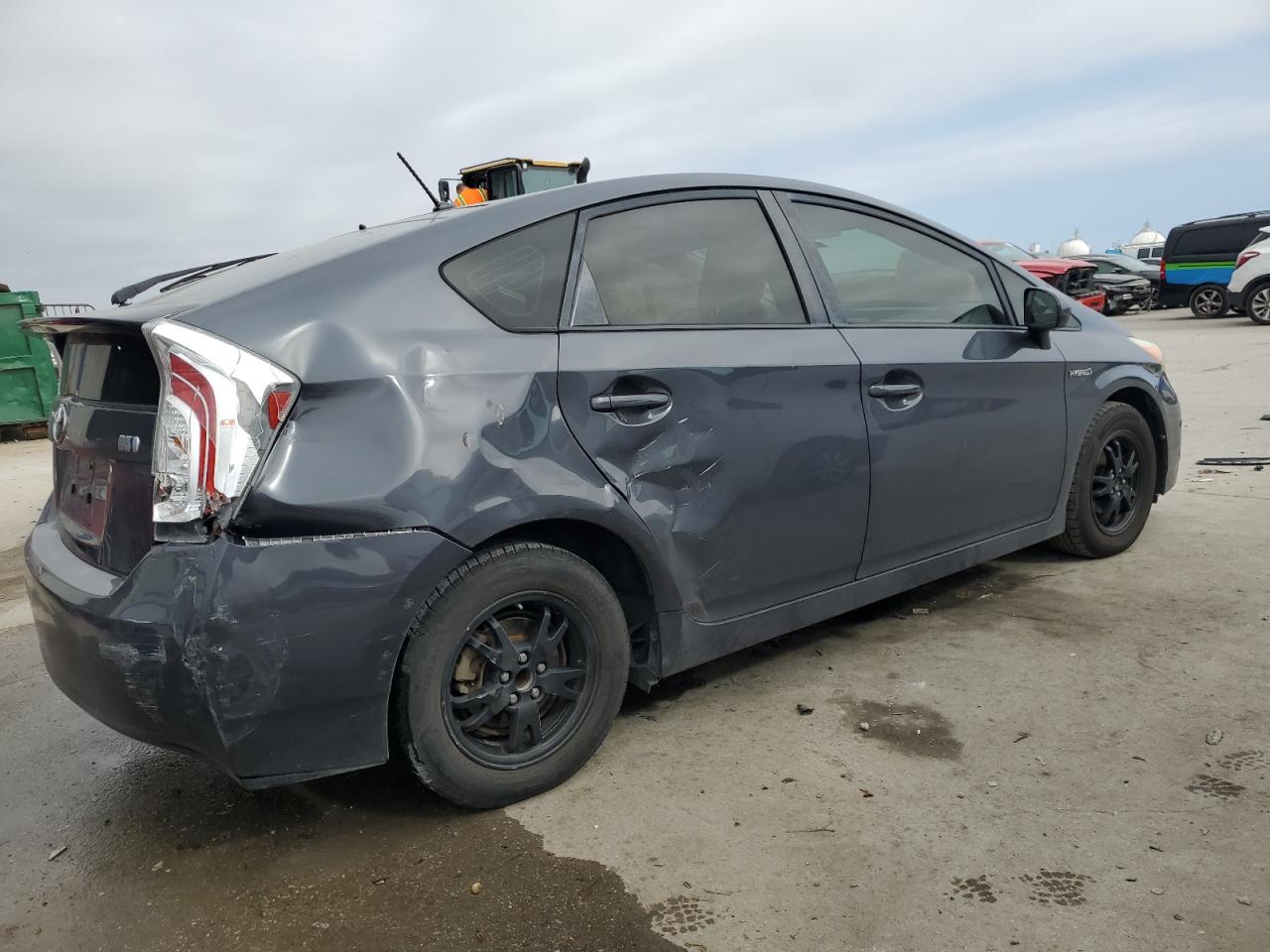 2015 Toyota Prius - Image 3