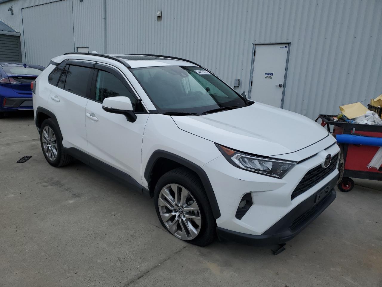 2020 Toyota RAV 4 - Image 4
