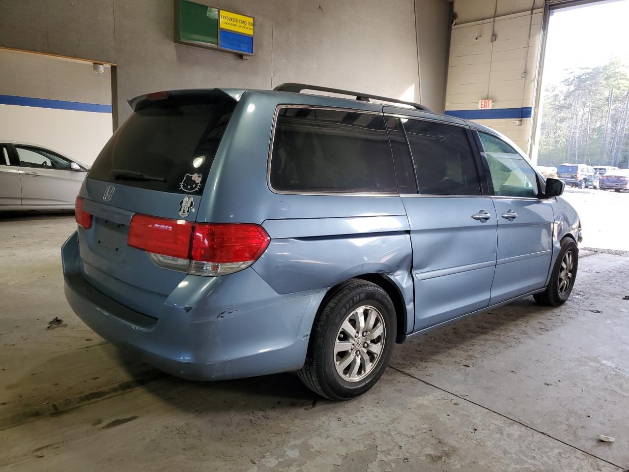 2009 Honda Odyssey - Image 3