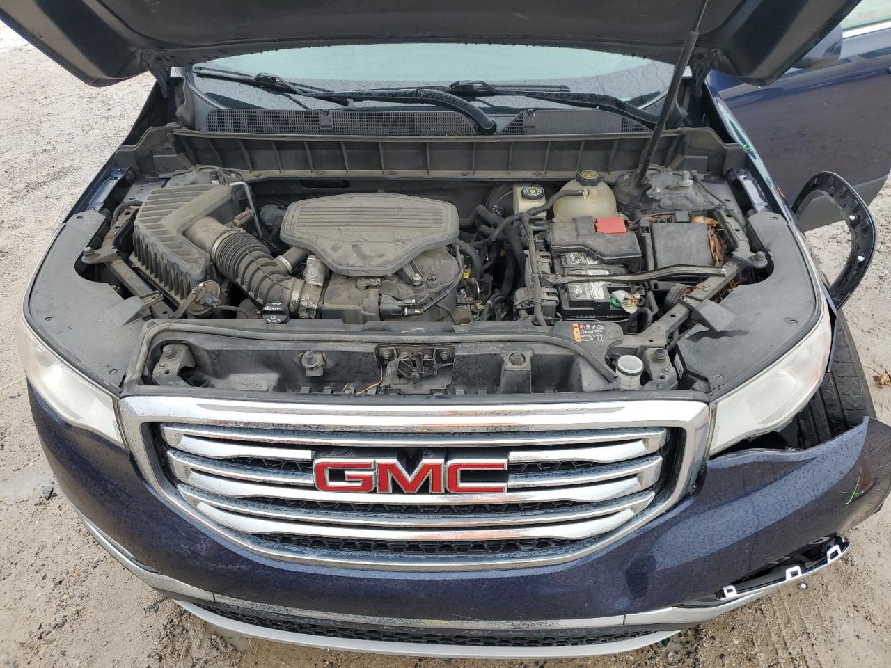 2017 GMC Acadia - Image 12