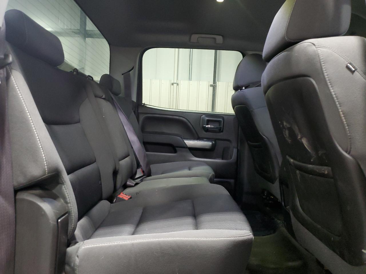 2014 Chevrolet Silverado - Image 11