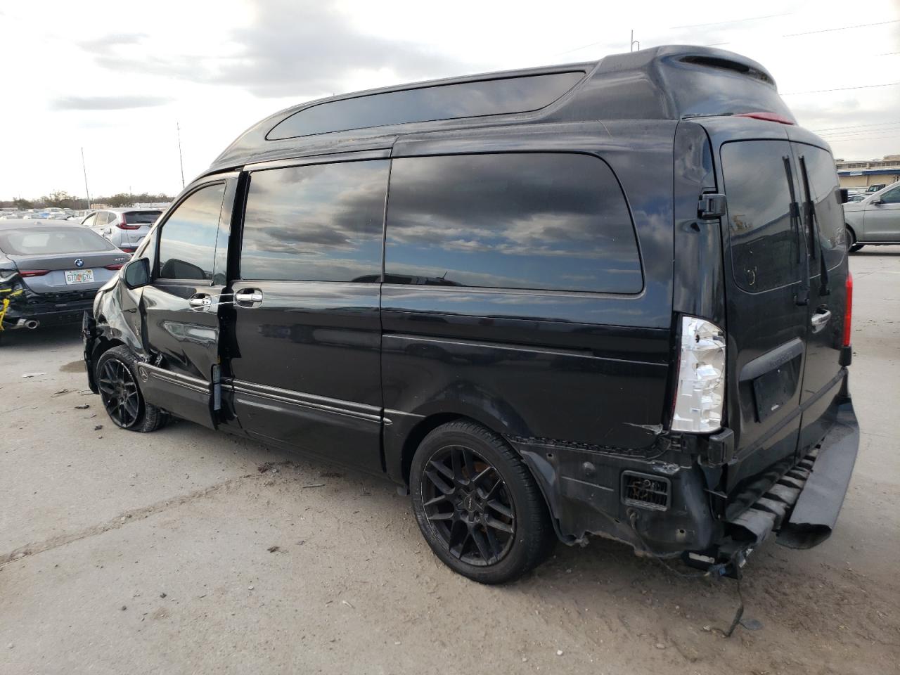 2016 Mercedes-Benz Metris - Image 2
