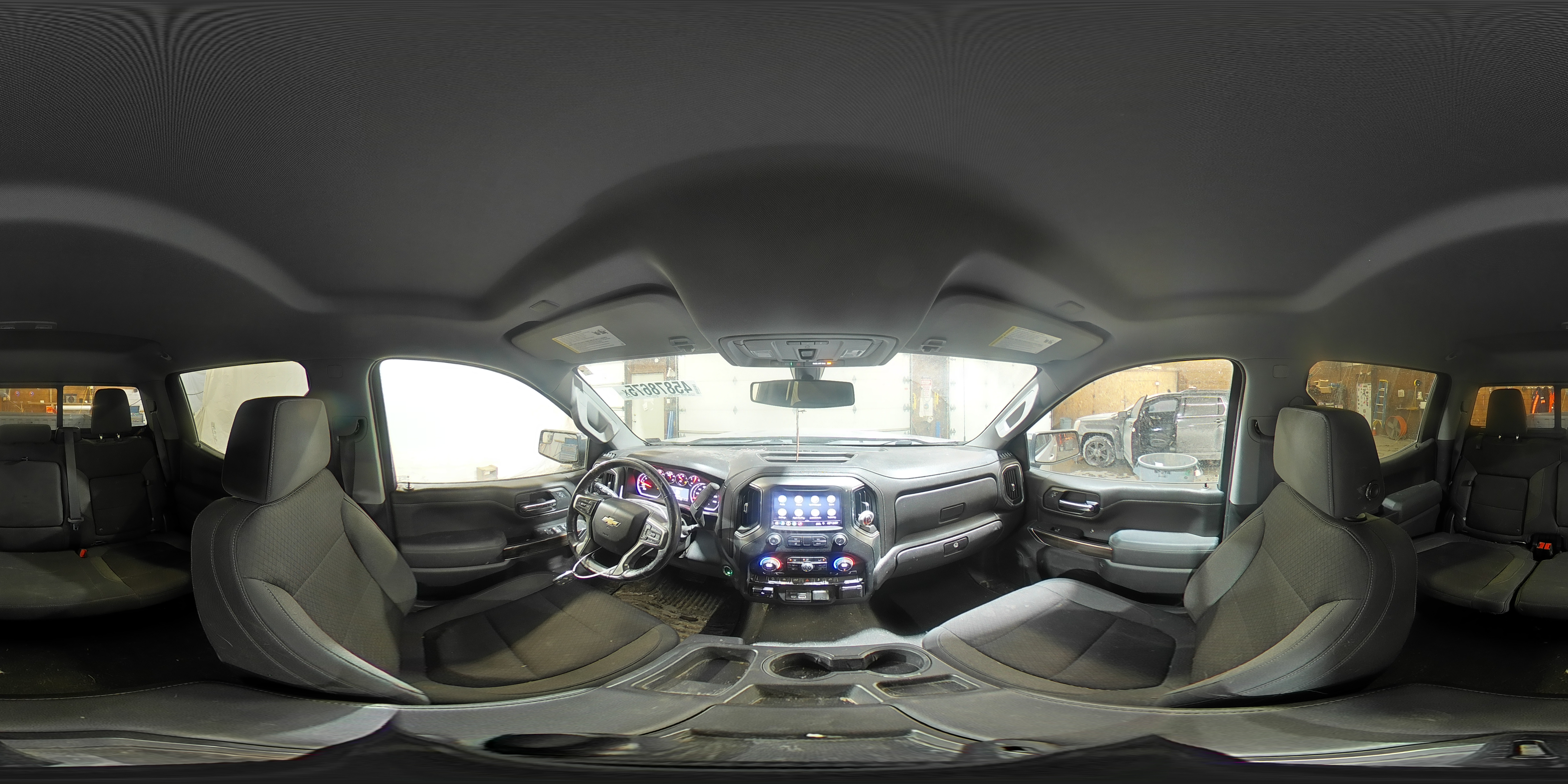 2019 Chevrolet Silverado - Image 14