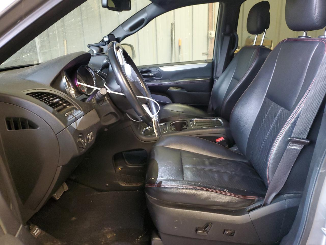 2017 Dodge Caravan - Image 7