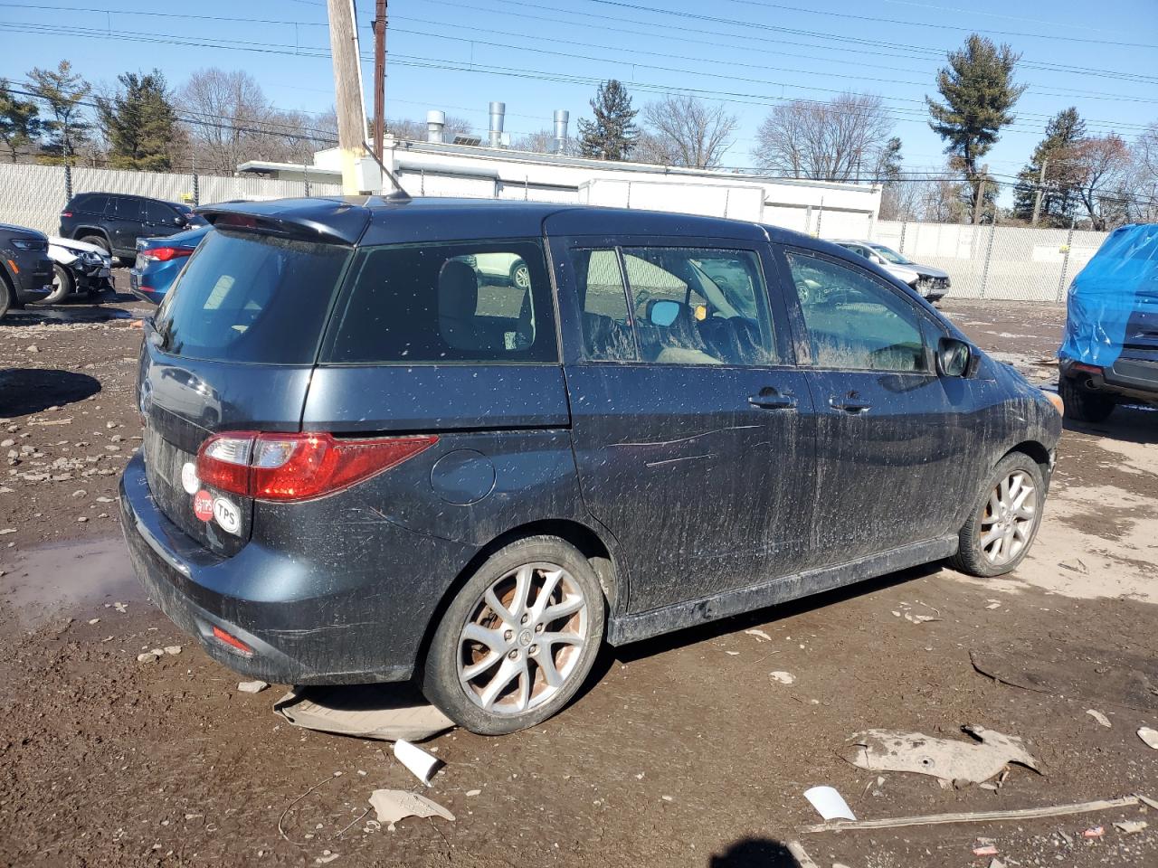 2012 Mazda 5 - Image 3