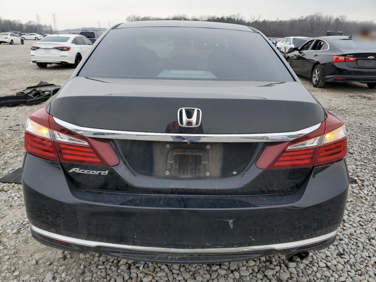 2017 Honda Accord - Image 6