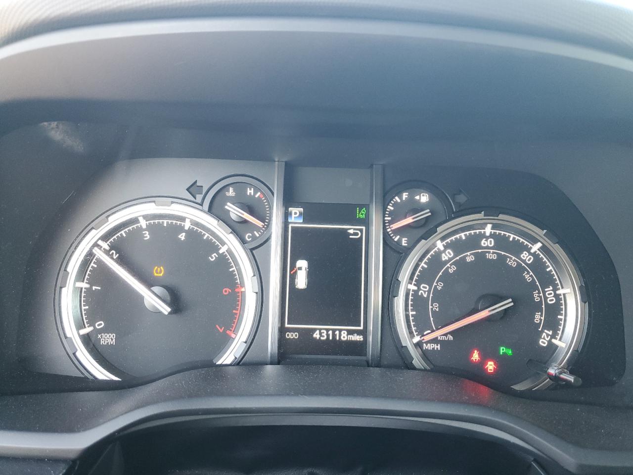 2021 Toyota 4Runner - Image 9