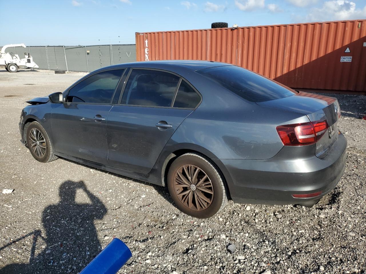 2018 Volkswagen Jetta - Image 2