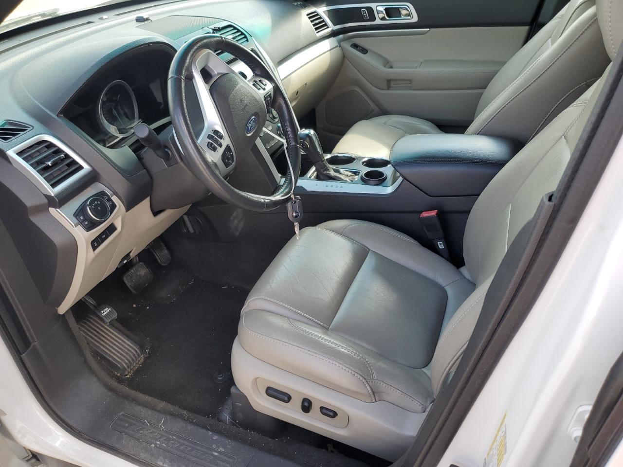 2013 Ford Explorer - Image 7