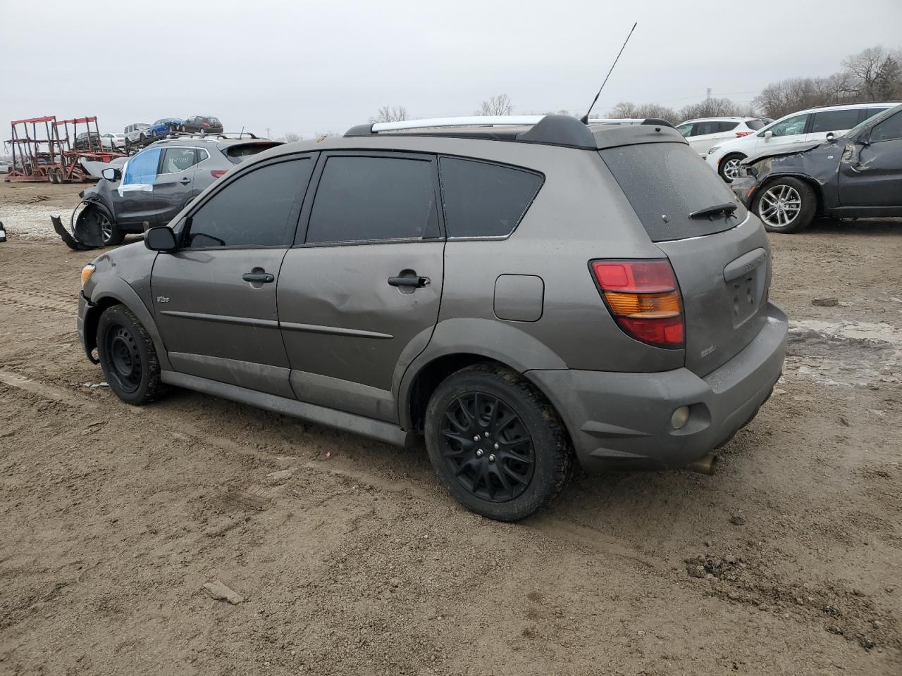 2006 Pontiac Vibe - Image 2