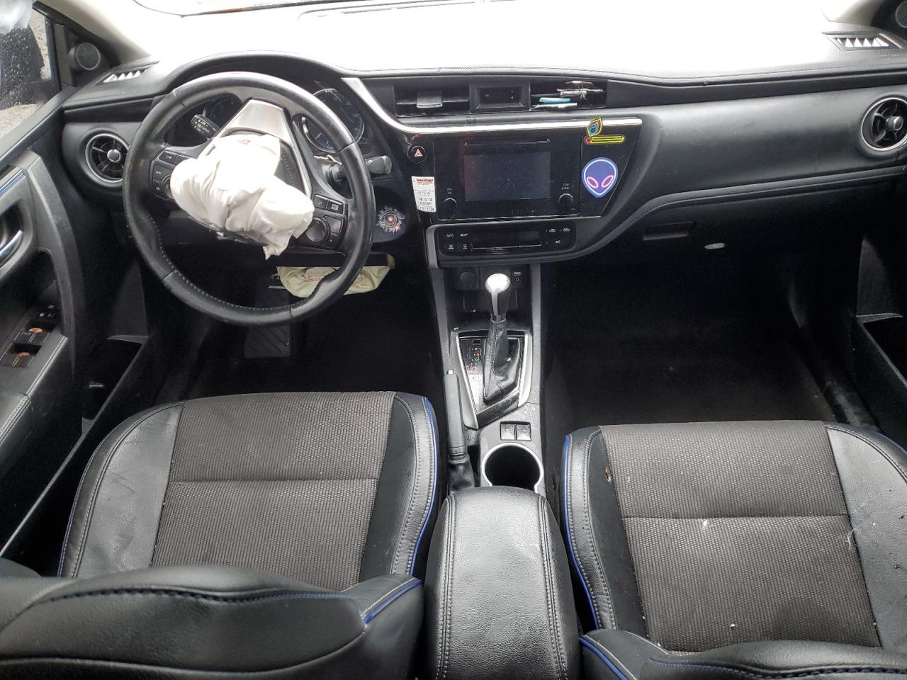 2018 Toyota Corolla - Image 8