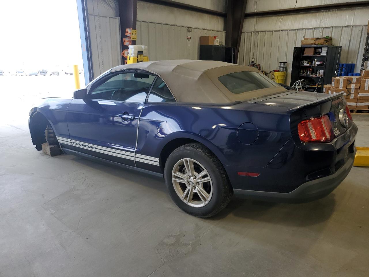 2010 Ford Mustang - Image 2
