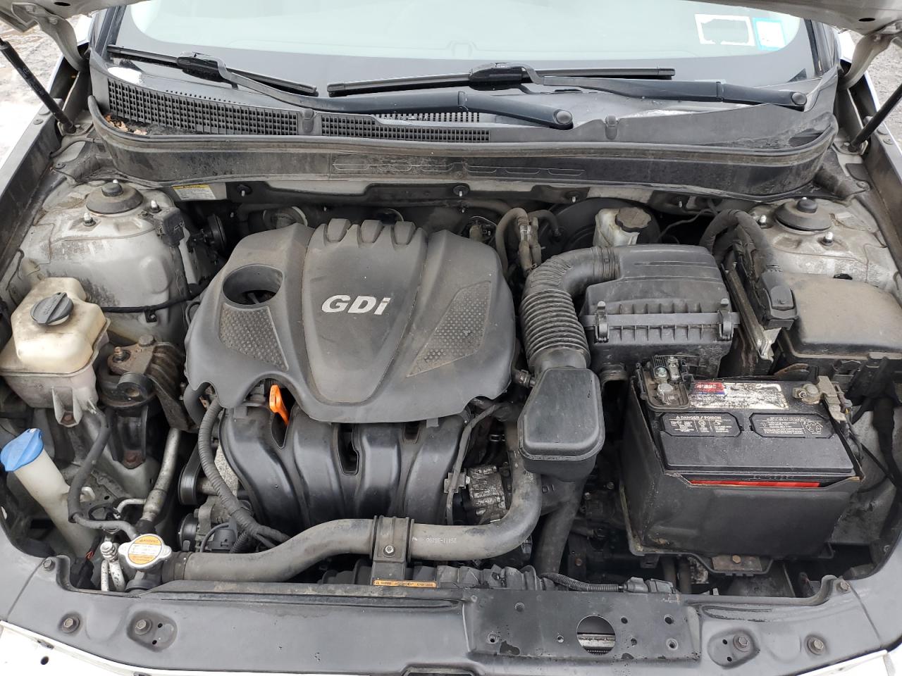 2012 Hyundai Sonata - Image 11