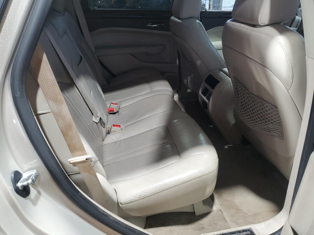 2011 Cadillac SRX - Image 12