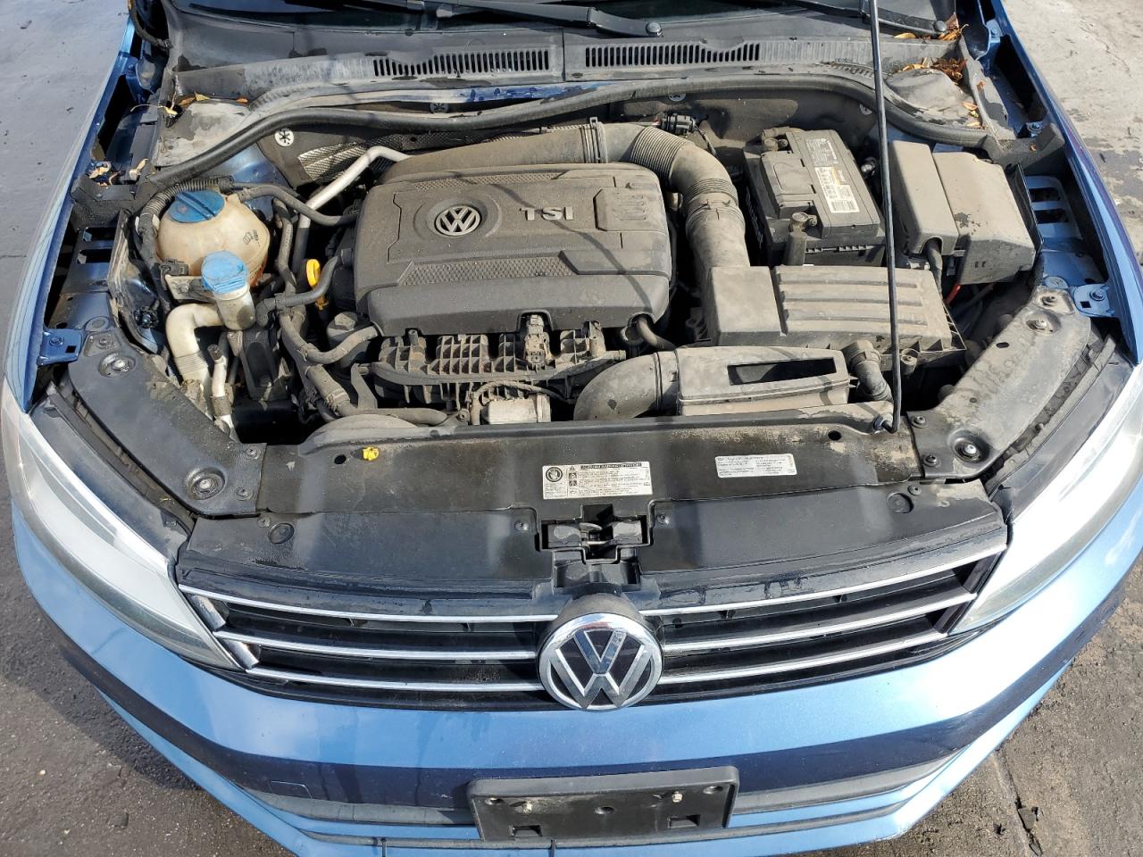 2015 Volkswagen Jetta - Image 11