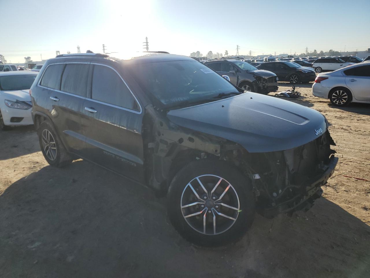 2019 Jeep Grand Cherokee - Image 4