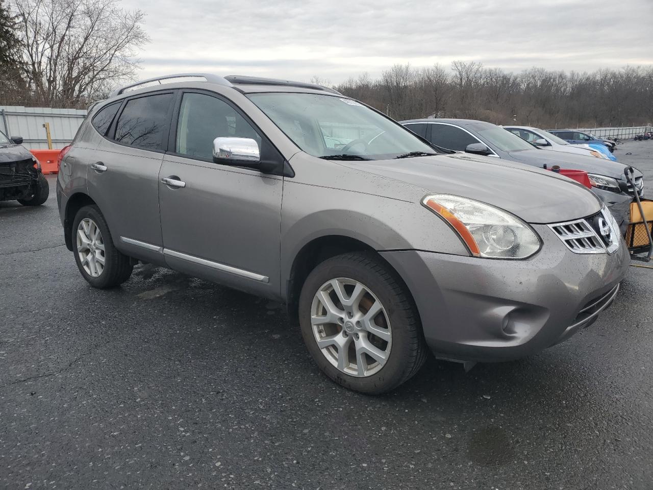 2011 Nissan Rogue - Image 4