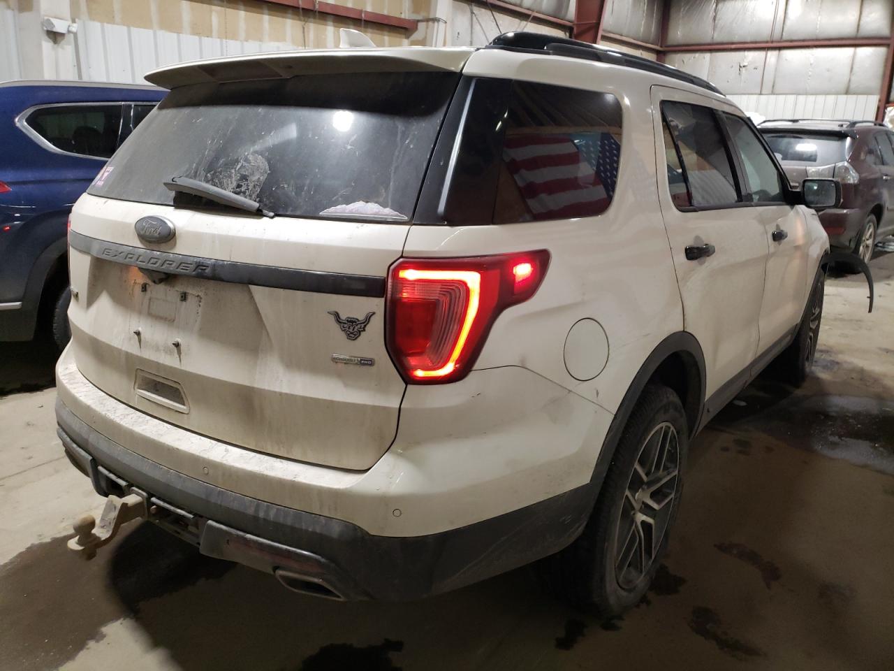 2016 Ford Explorer - Image 3