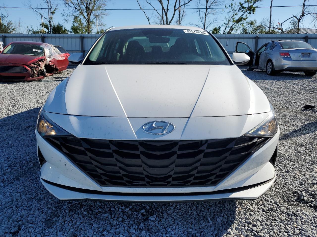 2023 Hyundai Elantra - Image 5