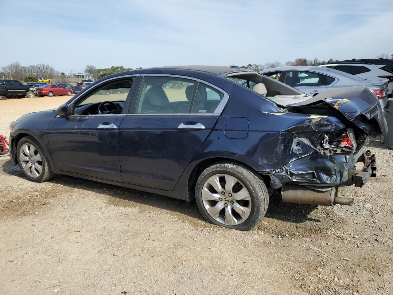 2009 Honda Accord - Image 2