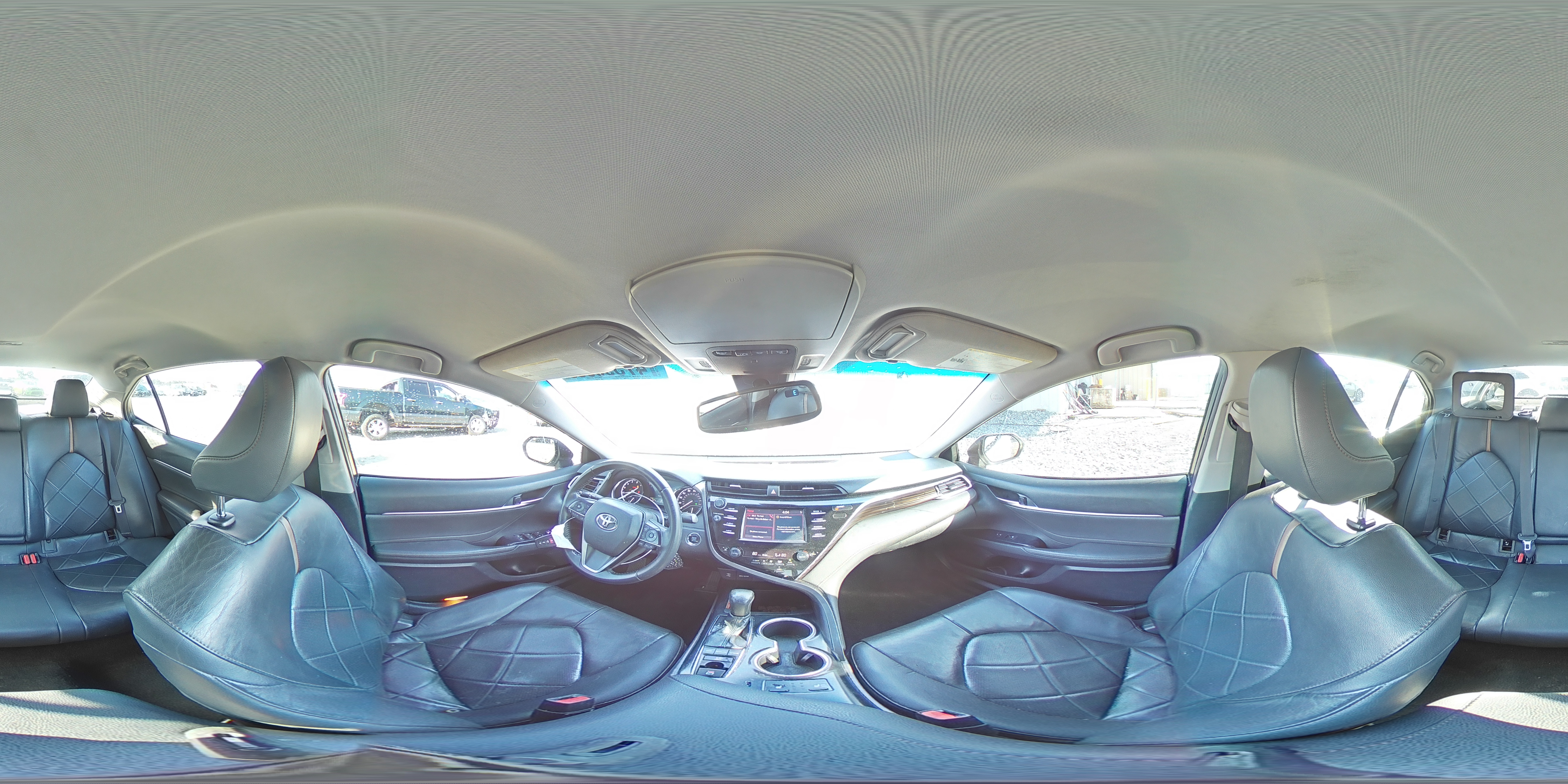 2018 Toyota Camry - Image 14