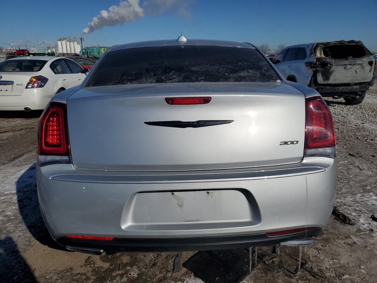 2020 Chrysler 300 - Image 6