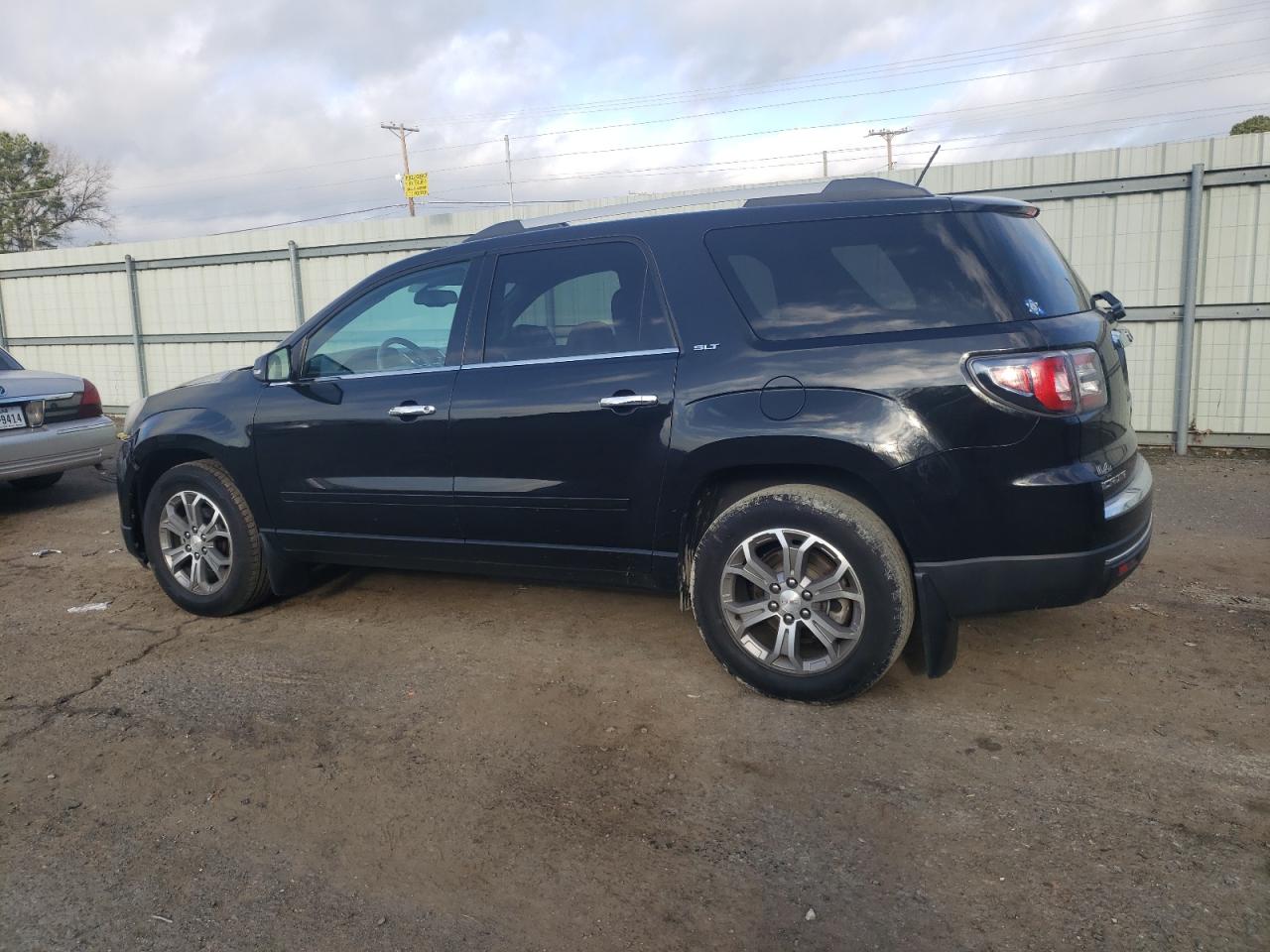 2014 GMC Acadia - Image 2