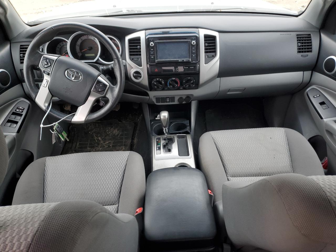 2014 Toyota Tacoma - Image 8