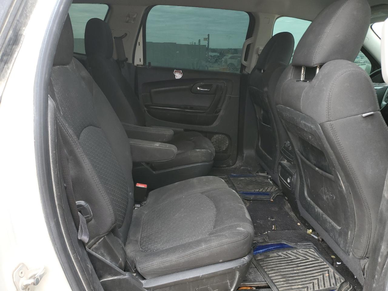 2012 Chevrolet Traverse - Image 12