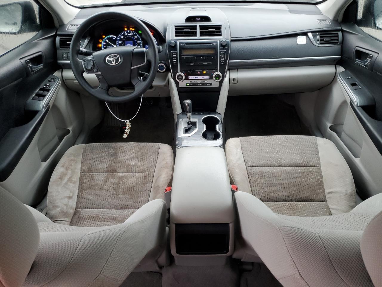 2012 Toyota Camry - Image 8