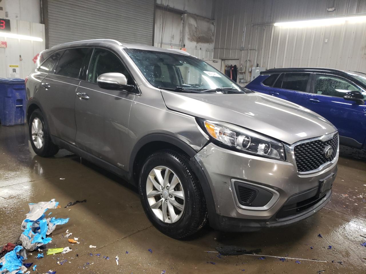 2016 Kia Sorento - Image 4