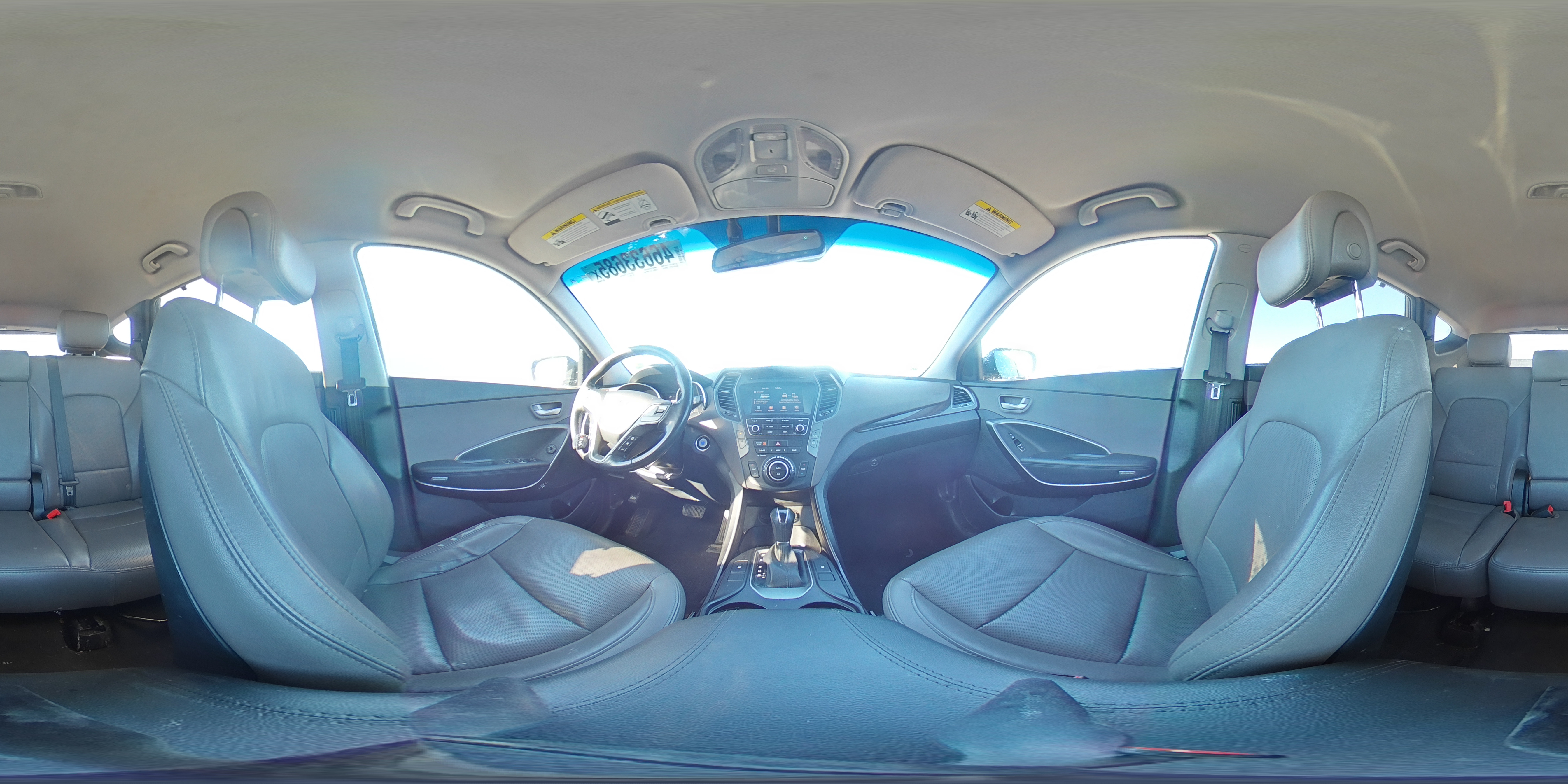 2017 Hyundai Santa Fe - Image 15