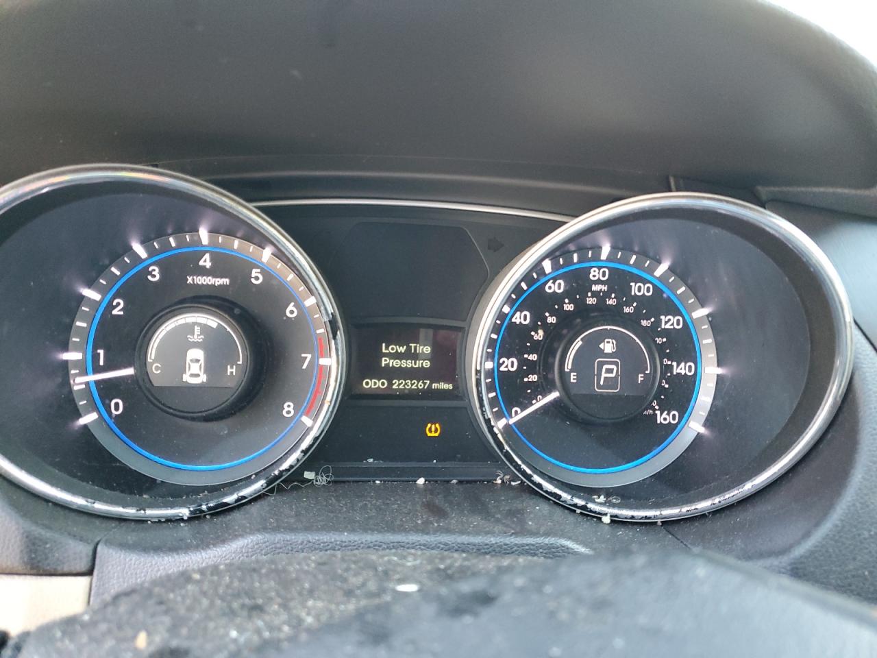2014 Hyundai Sonata - Image 9