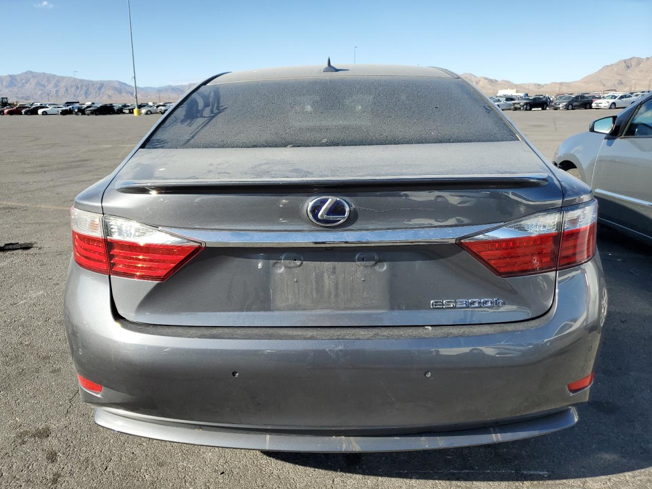2013 Lexus ES - Image 6