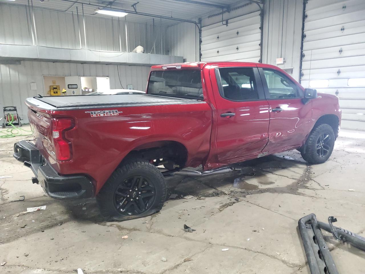 2021 Chevrolet Silverado - Image 3