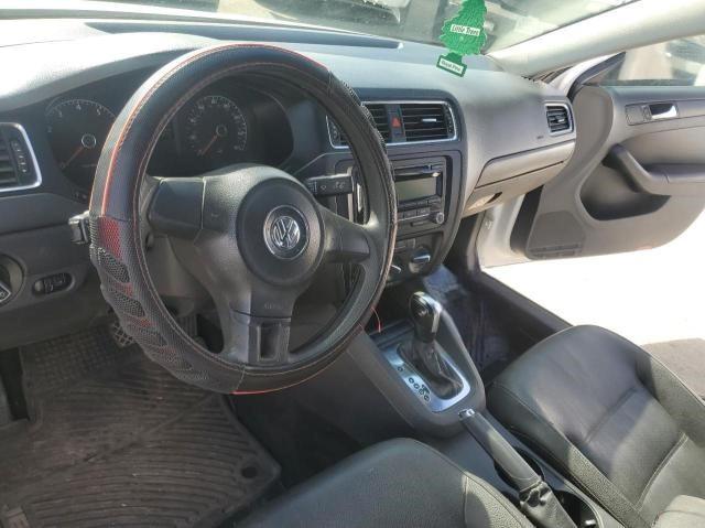 2011 VOLKSWAGEN JETTA SE