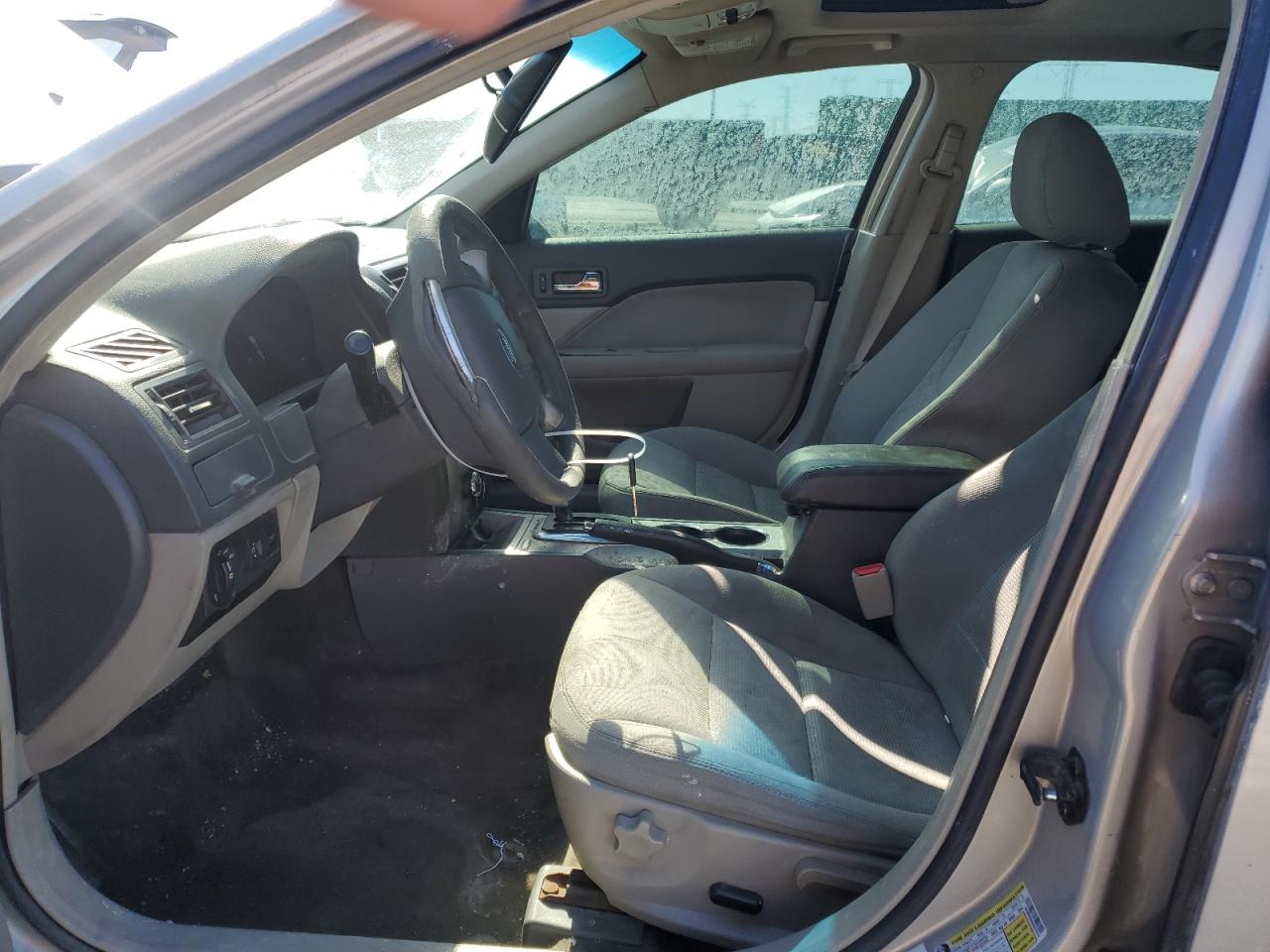 2010 Ford Fusion - Image 7