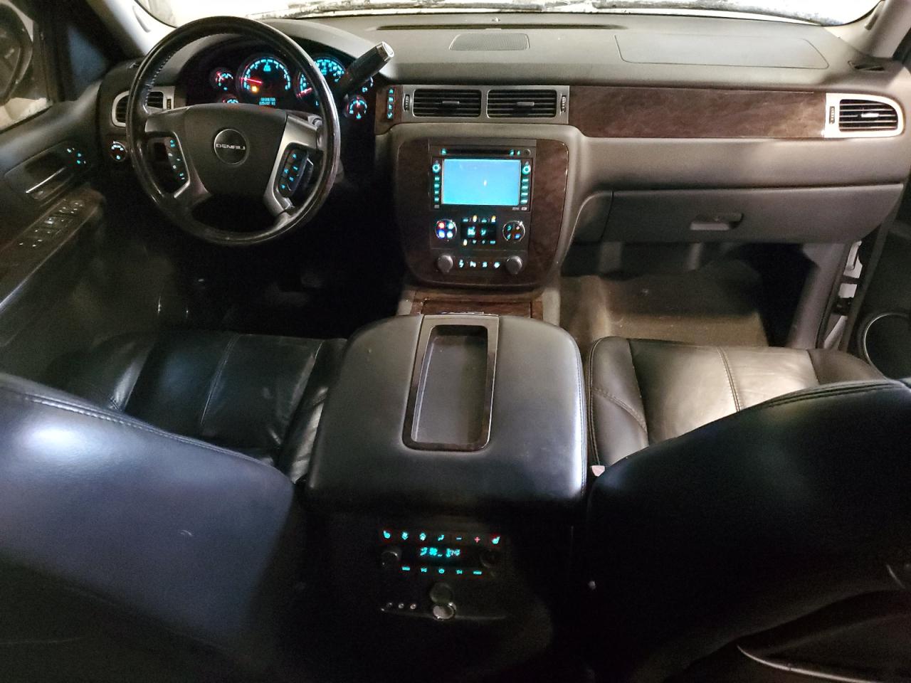2007 GMC Yukon - Image 8