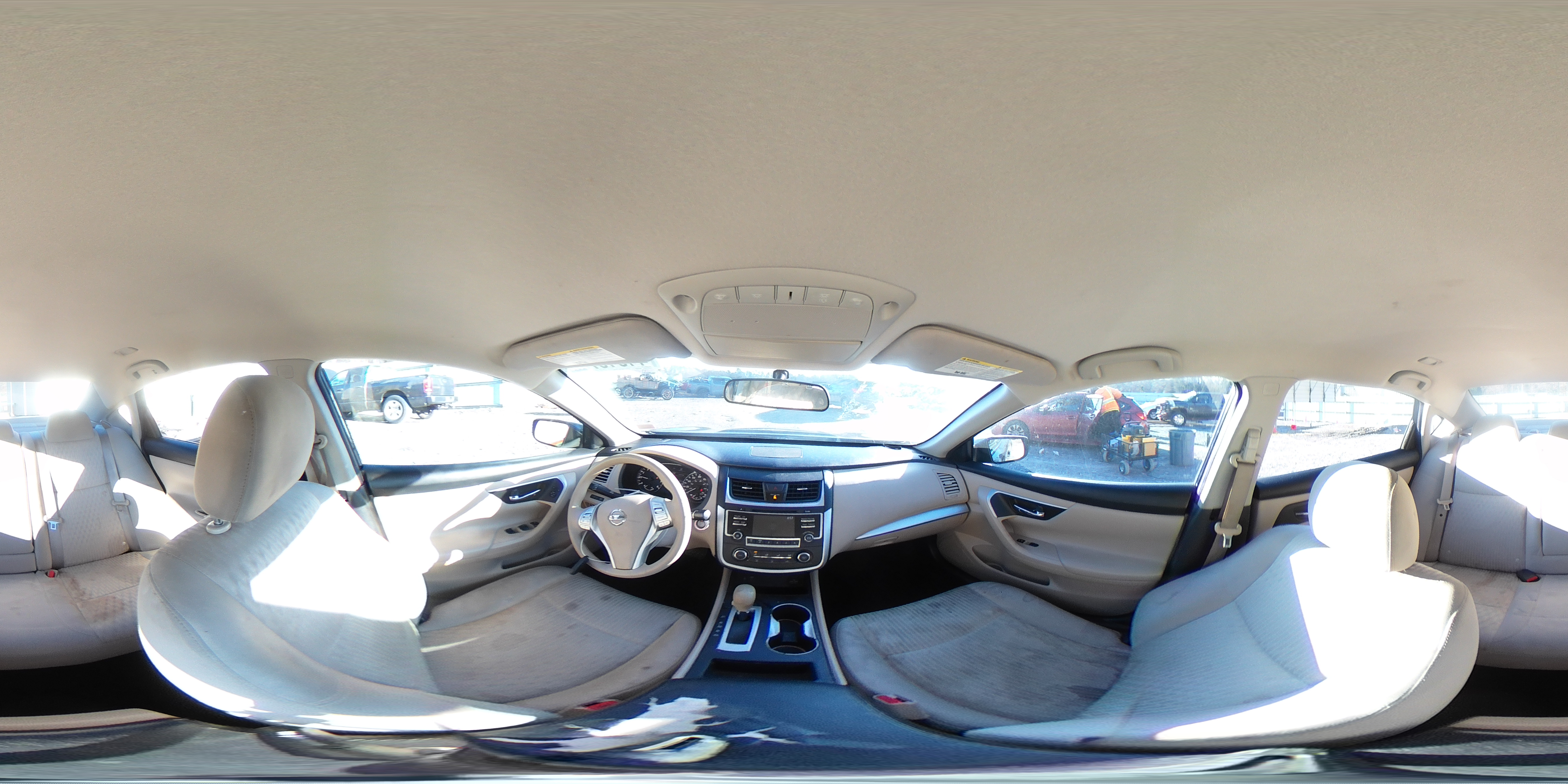 2016 Nissan Altima - Image 12