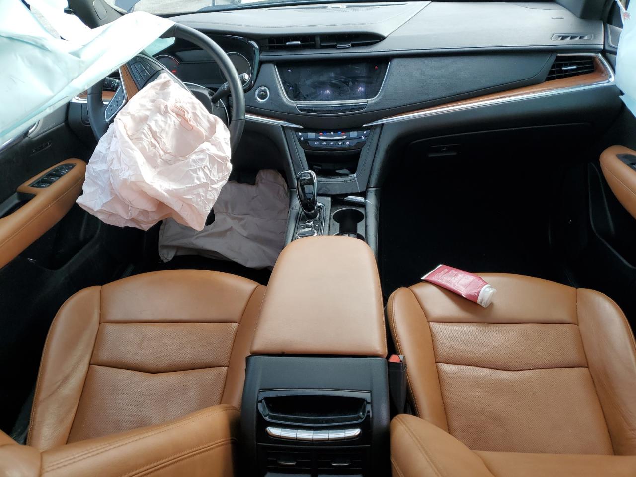 2020 Cadillac XT5 - Image 8