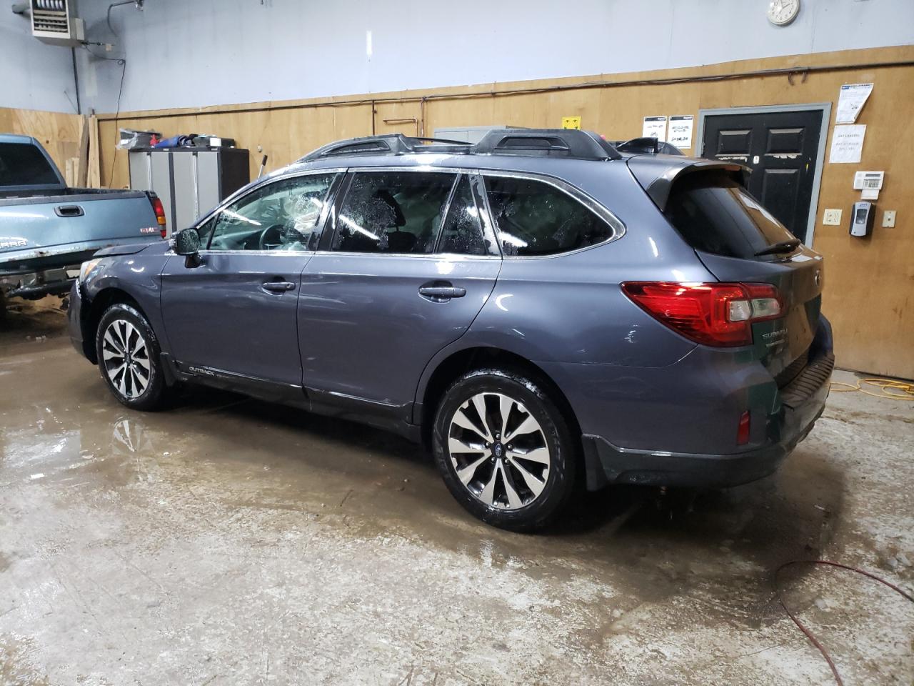 2016 Subaru Outback - Image 2