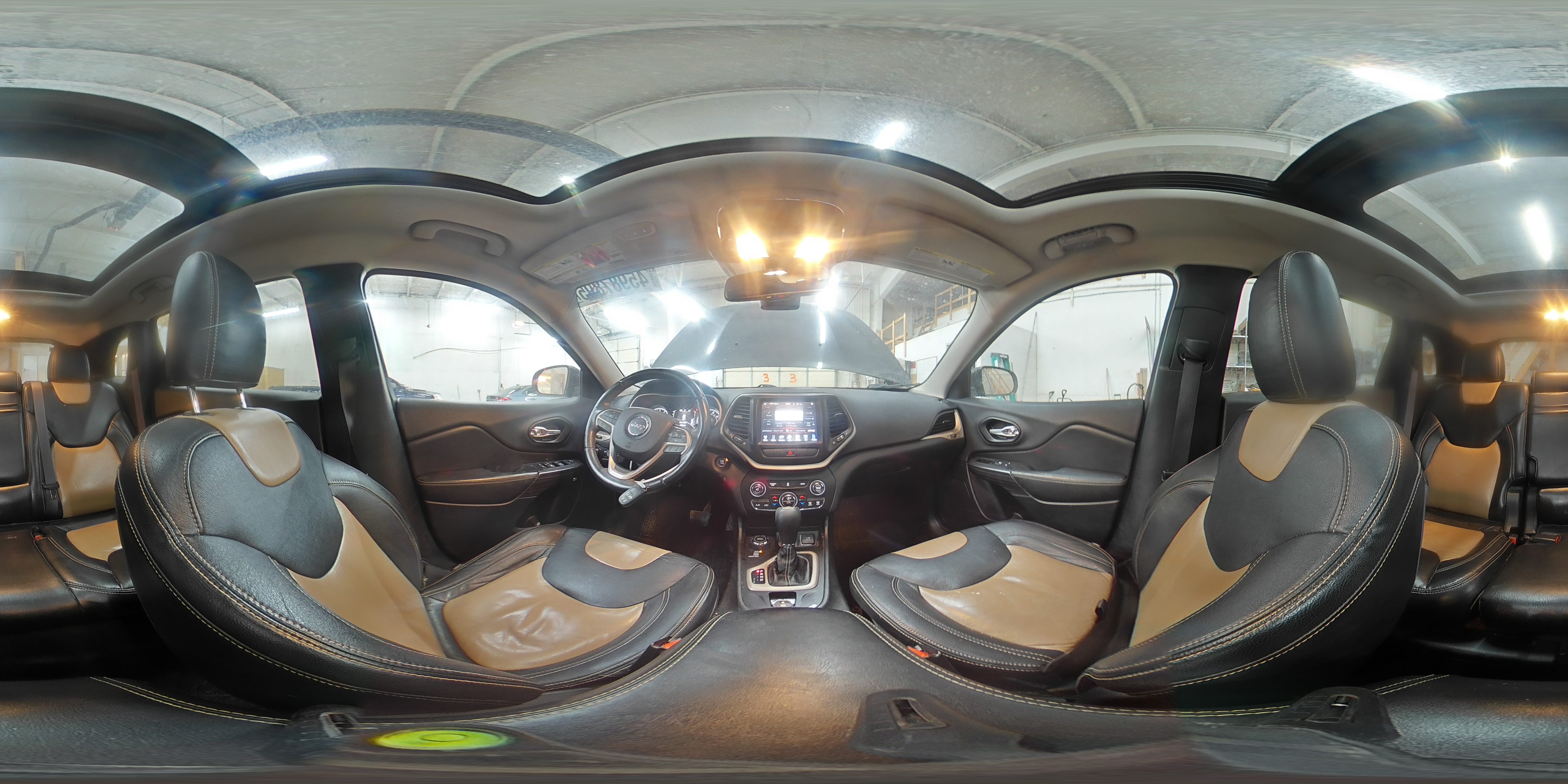 2014 Jeep Grand Cherokee - Image 14