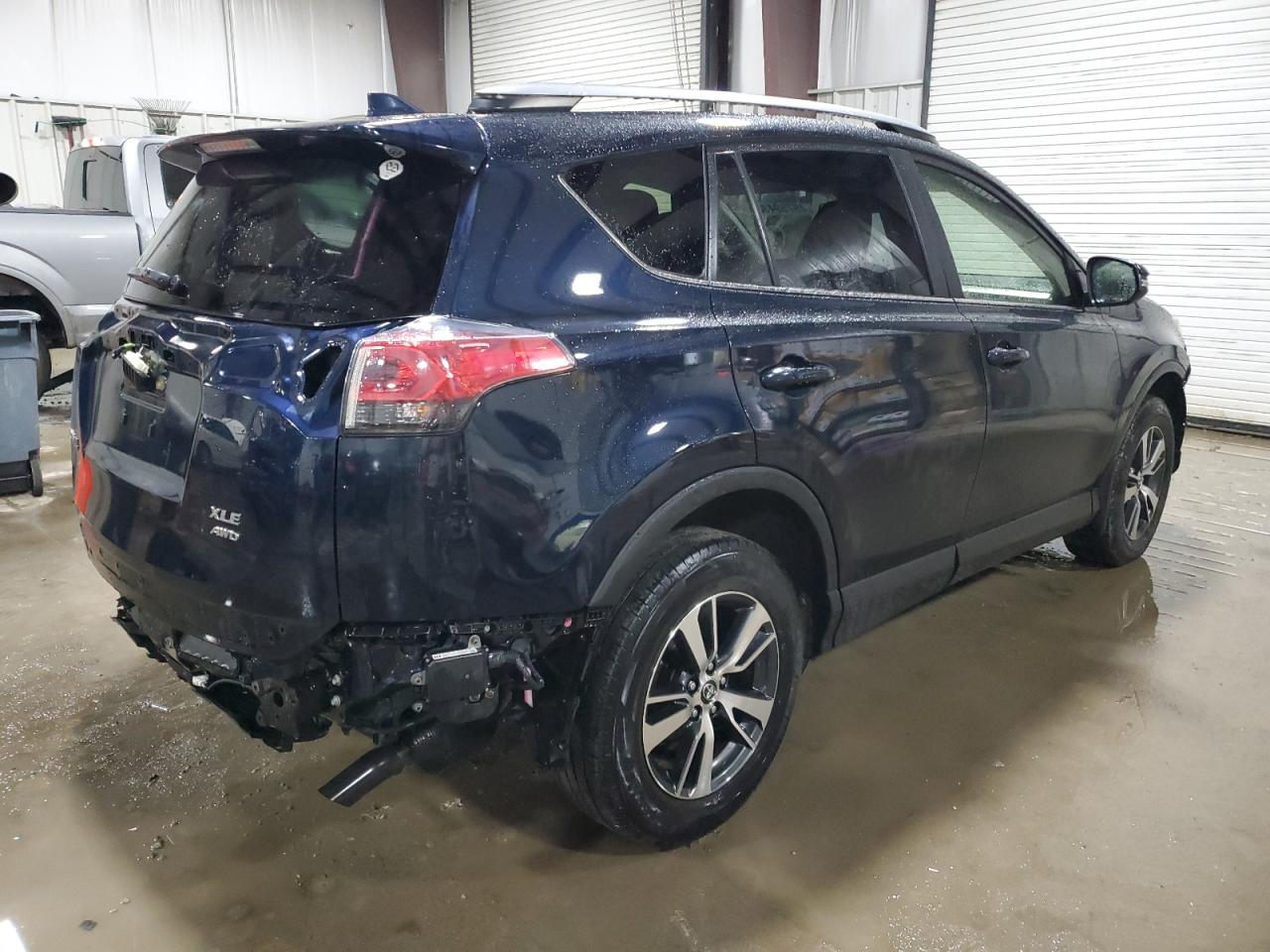 2018 Toyota RAV 4 - Image 3