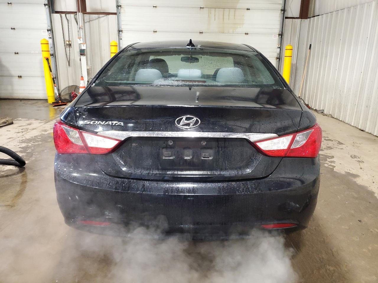 2013 Hyundai Sonata - Image 6